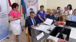 Процедура подписания министром образования СО